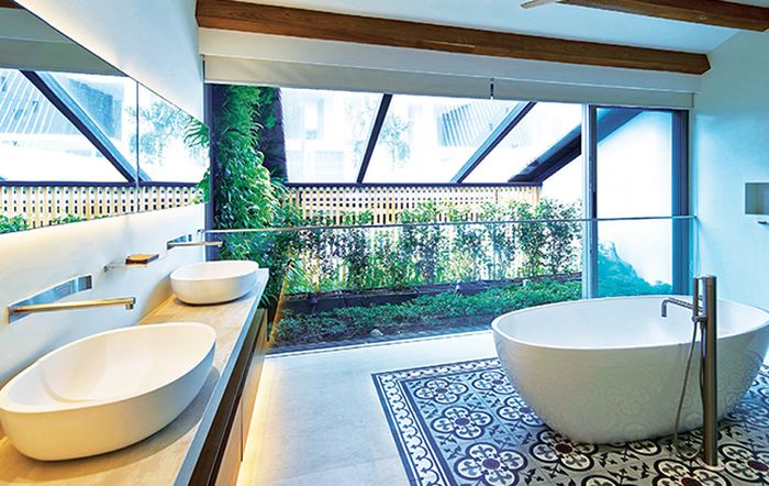  Relaksasi di Kamar Mandi.