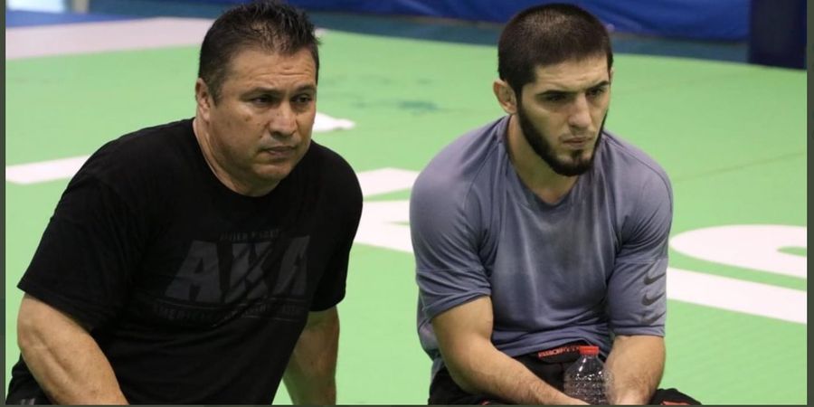 UFC 294 - Gilas Charles Oliveira, Islam Makhachev Dihadapkan Rencana Gila Sang Pelatih