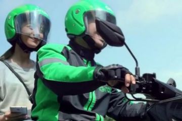 Ingin Tetap Gaya Meski Sering Naik Ojek Online? Ini Dia Tipsnya