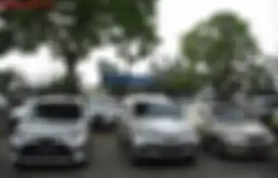 Susah Parkir Mundur? Jangan Salah, Ini Alasan Mengapa Parkir Mobil Harus Mundur