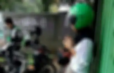 Ditipu Bocah dengan Orderan Fiktif, Driver Ojol Ini Malah Membalasnya dengan Perbuatan Menyentuh Hati