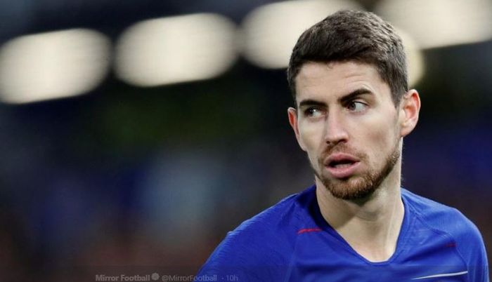 Gelandang Chelsea, Jorginho, dianggap penting di lini tengah menurut pelatih Maurizio Sarri.