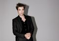 Jajaki Dunia Produksi, Robert Pattinson Sepakat dengan Warner Bros. untuk Setiap First-Look Filmnya