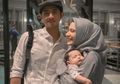 Suaminya Sibuk Stripping Ikatan Cinta, Putri Anne Miris Pandangi Kepanikan Arya Saloka Lihat Anak Semata Wayangnya Tumbuh Besar: Sian Baba Tuh