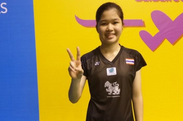 Pemain tunggal putri Thailand, Phittayaporn Chaiwan.