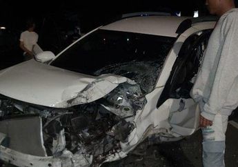 Mobil Tabrak Tiang Listrik, Awas Ganti Ruginya Bisa Auto Bangkrut