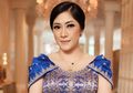 Tanpa Terlihat Seksi, Tampilan Menantu Cantik SBY Aliya Rajasa Pakai Kebaya Off Shoulder Justru Makin Elegan dan Curi Perhatian!