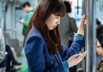 Slow Response, 3 Zodiak Cewek Ini Terkenal Paling Lama Balas Chat!