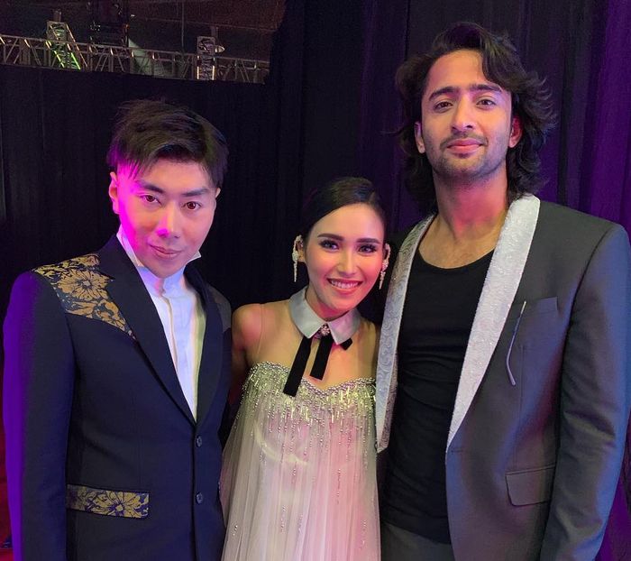 Ayu Ting Ting dan Shaheer Sheikh kembali tampil bersama di sebuah acara stasiun televis swasta.
