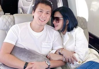 Ketahuan Bar-bar hingga Rebut Sendok sang Suami Saat Baru Setahun Nikah, Tingkah Syahrini Saat Makan Bareng Reino Bikin Netizen Salfok dan Terkejut: Reino Baru Pertama Kali Ya Makan Terus Diserobot Gitu?