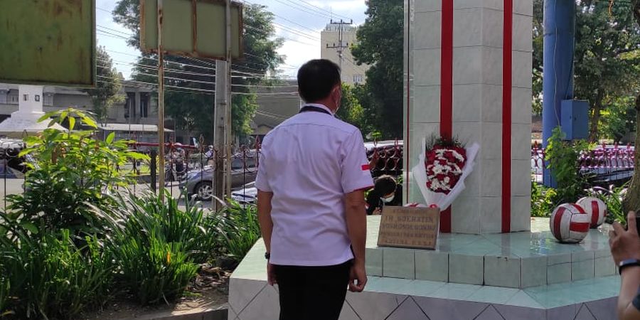 Ulang Tahun, Ketua Umun PSSI Lakukan Kegiatan di Monumen Soeratin