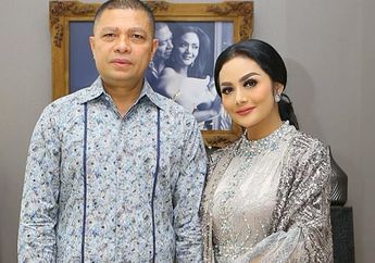 Sempat Singgung Soal Perselingkuhan, Kini Raul Lemos Malah Unggah Potret Manis Bersama Sosok Ini, 'Kedatangan Sekretaris Cantik'