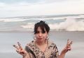Main Air di Pantai, Anting Nagita Slavina Ini Berharga Fantastis loh!