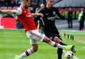 2 Anak Tiri Ini Berperan Penting Ketika Arsenal Melumat Eintracht