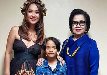 Jalani Ramadhan Pertama Tanpa Ashraf Sinclair di Sisinya, Putra BCL Kepergok Meringkuk Tidur Sendirian di Sofa Sehabis Sahur Ditemani sang Nenek