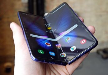 (Rumor) Pesan Layar Fold Samsung, Apple Persiapkan iPhone Foldable?
