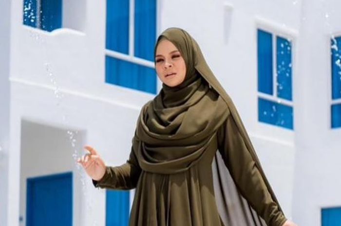 Siti Nurhaliza Ikut Berduka, Penyanyi Malaysia Siti Sarah Meninggal