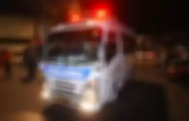 Mobil pribadi jangan ngekor ambulan (ilustrasi)