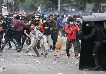 Waspada Besok Ada Demo di Kawasan Istana Merdeka, Ingat Lagi Asuransi Mobil Nggak Cover Kerusakan