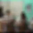 Viral Video Anak SMA Main Odong-odong dalam Kelas, Kocak Banget!