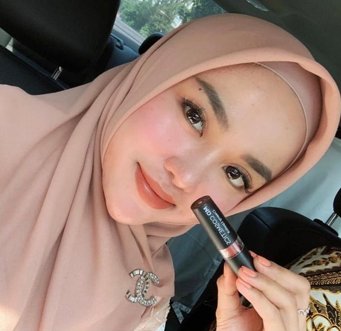 Bisnis kosmetik Medina Zein