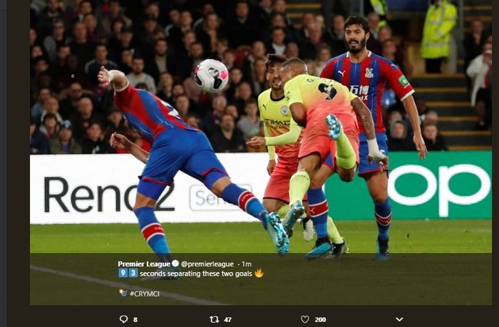 Striker Manchester City, Gabriel Jesus mencetak gol ke gawang Crystal Palace  di Selhurst Park, pada laga lanjutan Liga Inggris pekan ke-9, Sabtu (19/10/2019). 