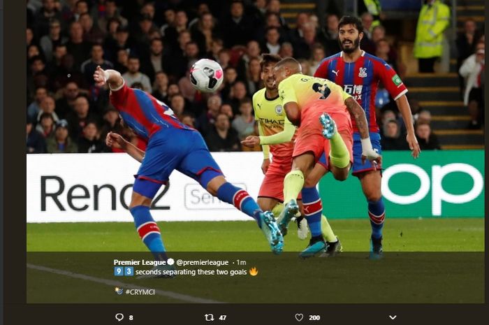 Striker Manchester City, Gabriel Jesus mencetak gol ke gawang Crystal Palace  di Selhurst Park, pada laga lanjutan Liga Inggris pekan ke-9, Sabtu (19/10/2019). 