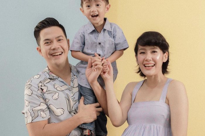 Selamat, Ardina Rasti Melahirkan Anak Keduanya! Kini Keluarga Kecilnya