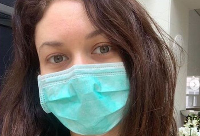Olga Kurylenko sembuh dari corona berkat parasetamol