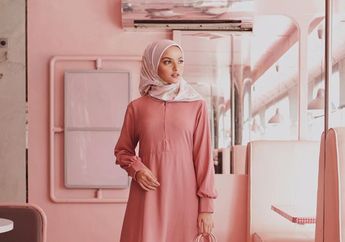 Santun, Tiru 5 Dress Hijab Pink ala Selebgram Ini Buat Santai Hingga Kondangan!