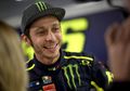 Valentino Rossi Sebut Pebalap Indonesia 'Gila' di Lintasan Basah