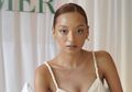 Jadi Model Produk Skincare, Asmara Abigail Tampil Seksi dengan Baju Transparan Hingga Belahan Dada Terlihat!