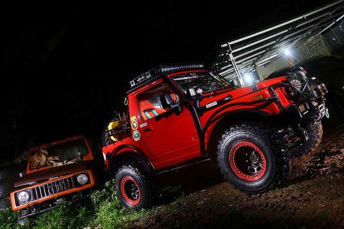 Suzuki Jimny SJ410 1983 Kisah Sang Red Dozer