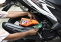 Selain Jarak Tempuh, Ini Cara Gampang Buat Tau Oli Mesin Minta Diganti