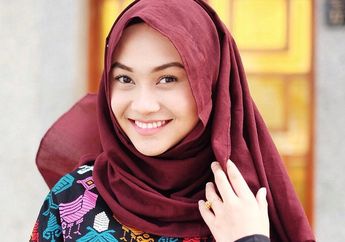 Tampil Modis dengan Tunik Ala Selebgram Hijab Indah Nada Puspita