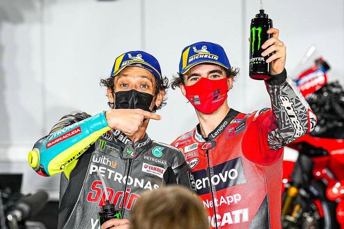 Valentino Rossi memberi sorotan kepada Francesco Bagnaia, setelah menyelesaikan sesi kualifikasi MotoGP Amerika 2021.