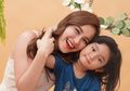 Bergaya Kembar Ibu dan Anak, Ayu Ting Ting Pamer Tas Ratusan Juta Rupiah Saat Foto OOTD Bareng Bilqis