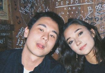5 Momen Kedekatan Jerome Kurnia dan Carissa Perusset yang Bikin Netizen Patah Hati. Beneran Pacaran?
