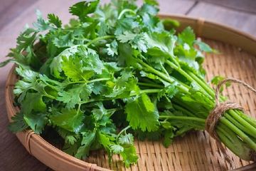 Daun ketumbar jadi salah satu racikan obat asam urat tradisional