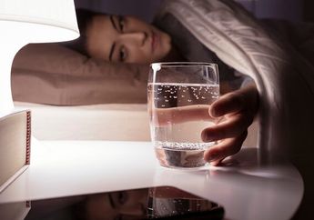 Mulai Malam ini, Jangan Lagi Simpan Segelas Air di Meja Samping Kasur! Kalau Terminum di Pagi Hari Bisa Sebabkan Bahaya ini, Ngeri!
