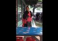 Pengamen Ibu-ibu Rocker Viral, Ternyata Sebelumnya Pernah Masuk TV