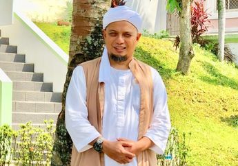 Ustaz Arifin Ilham Dikabarkan Kritis, Sang Istri Tulis Ucapan Sendu : Ya Allah Sembuhkan