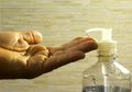Kehabisan Hand Sanitizer? Begini Cara Buat Sendiri di Rumah, Cuma 3 Bahan!