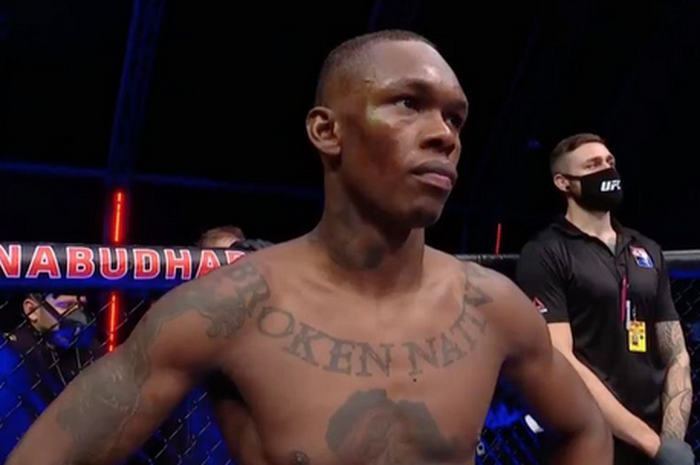 Jagoan kelas menengah UFC, Israel Adesanya.