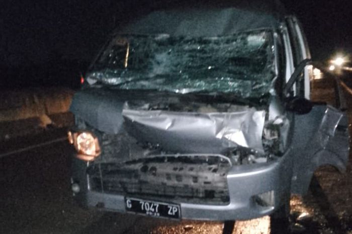 Rombongan suporter Persib Bandung yakni VIking Tegal mengalami kecelakaan di Tol Pemalang, Sabtu (20/8/2022) pukul 04.00 WIB.