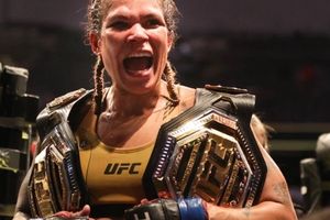 Lihat Julianna Pena Juara, Amanda Nunes Tiba-tiba Kangen Bos UFC