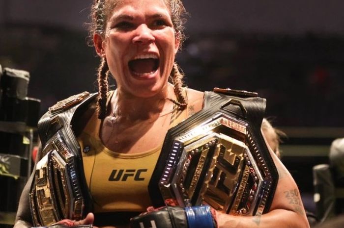 mantan jawara dua divisi UFC, Amanda Nunes tiba-tiba termotivasi bangkit dari pensiun