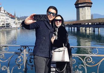 Saling Menyapa Manja di Pinggir Dermaga, Syahrini dan Reino Barack Nikmati Pagi Sambil Main sama Angsa