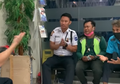 Demi Bisa Masuk Bank Nasabah Pinjem Masker Tukang Parkir, Sudah 20 Kali Dipinjam dalam Sehari
