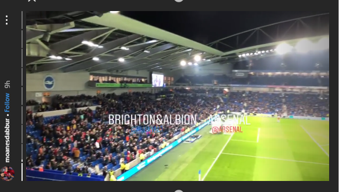 Unggahan Moanes Dabour yang menonton pertandingan Brighton vs Arsenal, Kamis (27/12/2018)